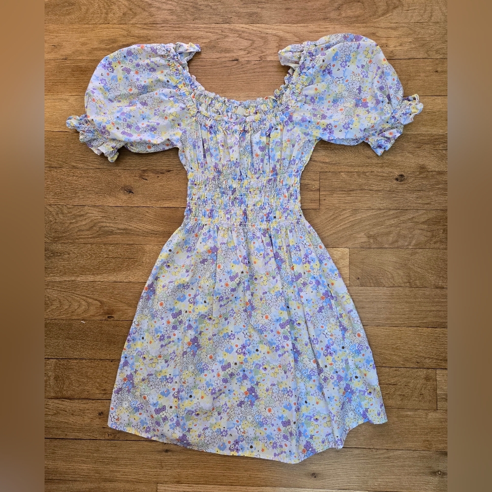 Levi's young girl dress, size M. Pastel flowers.